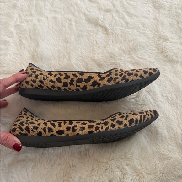 ROTHY'S THE POINT ANIMAL PRINT KNIT POINTED TOE FLATS SIZE 8 - Picture 4 of 7